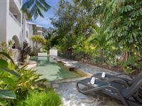 Plunge Pool - Mantra PortSea Port Douglas